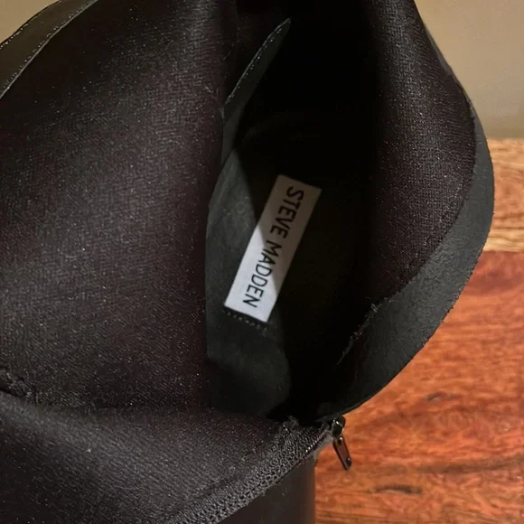 STEVE MADDEN Pointed Toe Booties - Picture 5 of 6